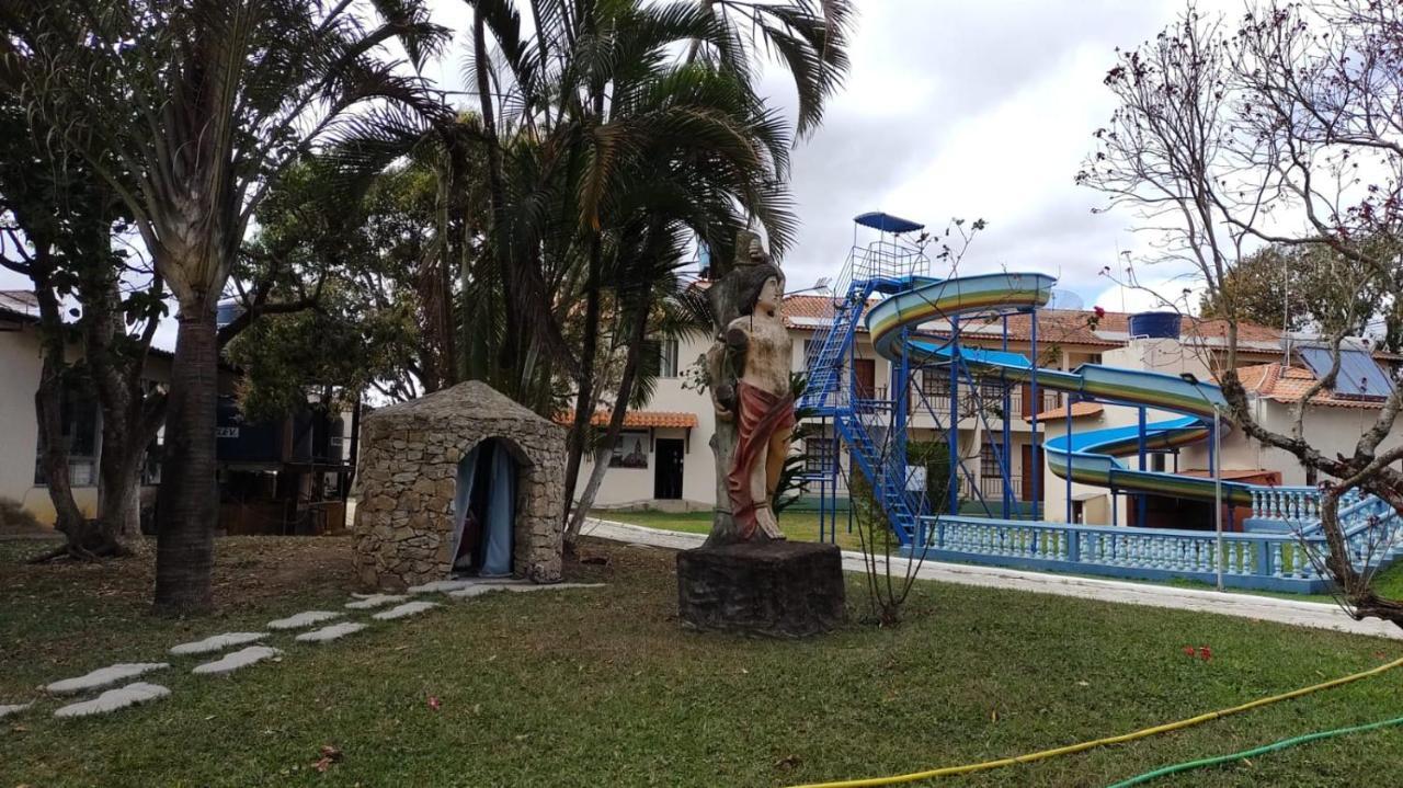 Pousada Clube Santa Cruz Santa Cruz de Minas Exterior foto